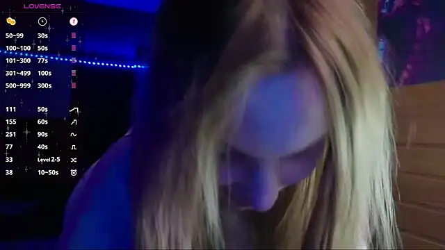 LeyaVoss live