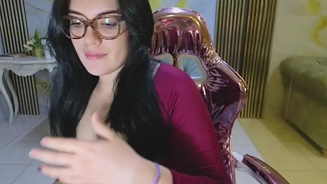 caroline_1s live