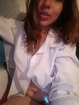 CleoDely live