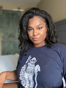 CandyLuxxxx live