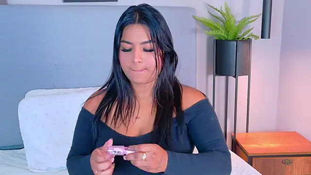LanaRozz live