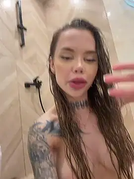 mc-Olivia live