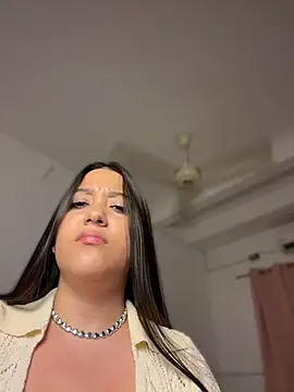 Nhefertary live