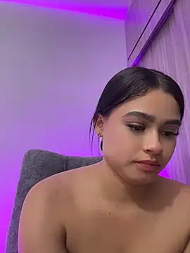 Victoria_Lux_ live