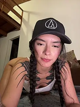 cristal_roberts live
