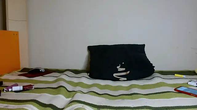 Aura_Baby live