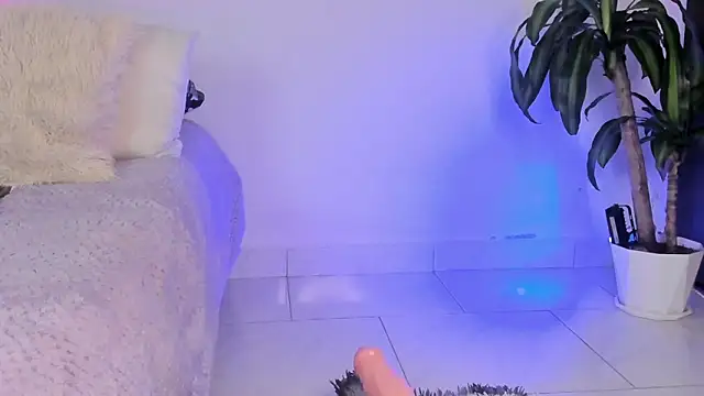 ValerieFlorez_ live