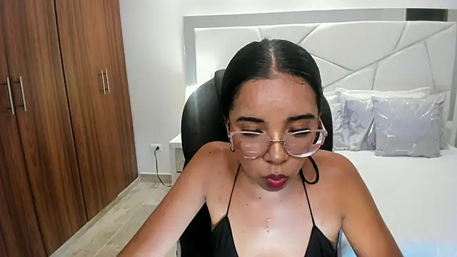 alana_martiins live