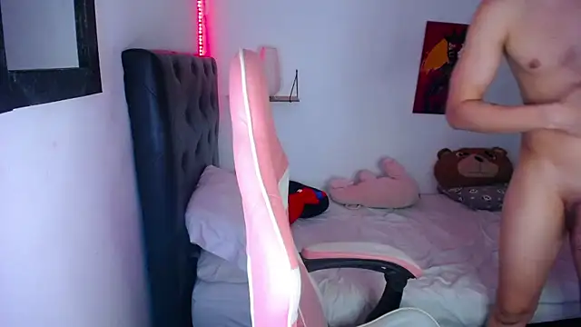 jessi_and_boy live