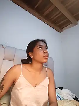 Zaira_Rose_ live