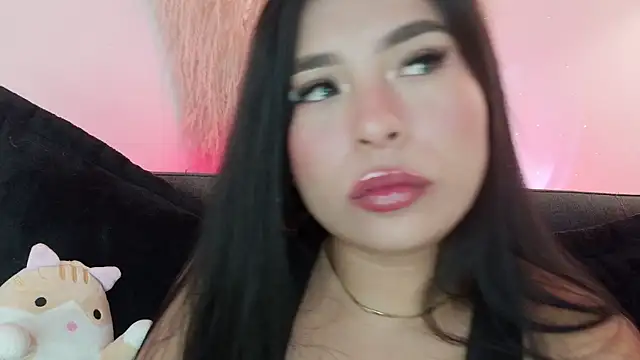 mia_roux1 live