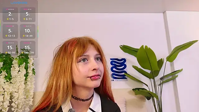 VixenLuxe live