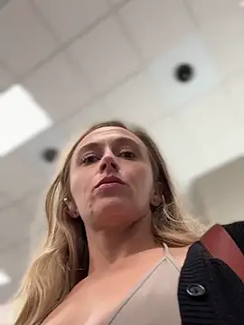 lunagirl13 live