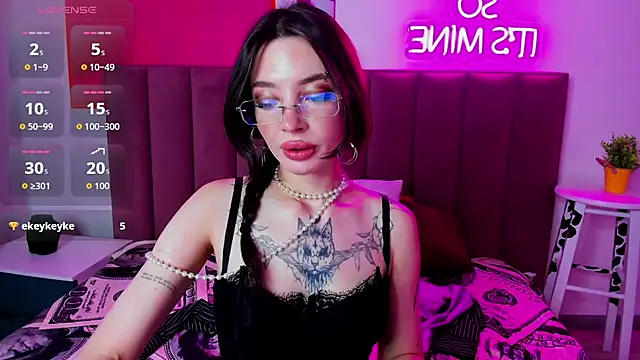 IvyDainty live