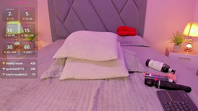 Natashaa_Vega live