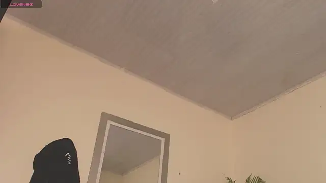 Pammela_Smith live
