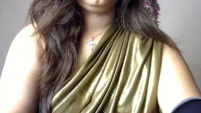 Gujjugirl1 live