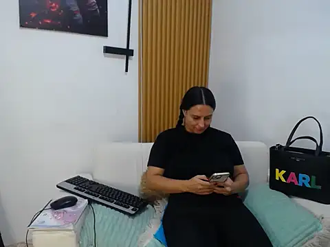 HadaraXxx live