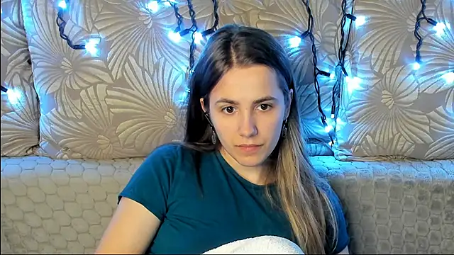 MaggieCake live