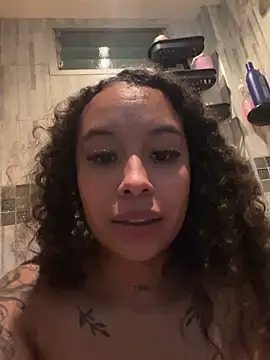 MarieLeon live