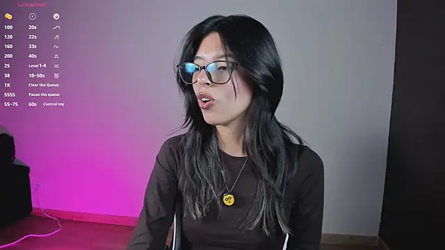 NanakoDollx live