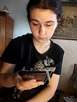ToryTayler live