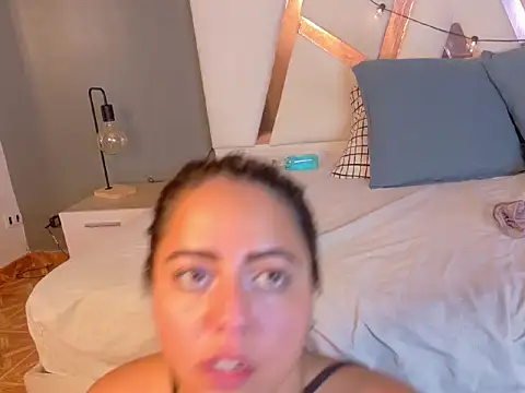 ShelyEvans__ live