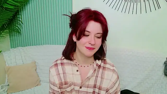 Milana_Bold live