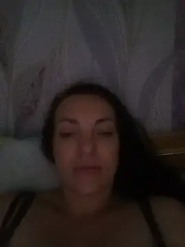 PrettyAngell_ live