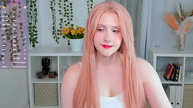 DelilahTaylor live