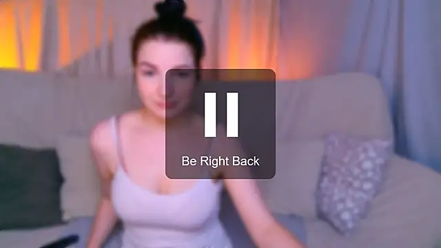 AliceChanel live