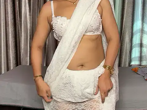 Radhika_4_you live