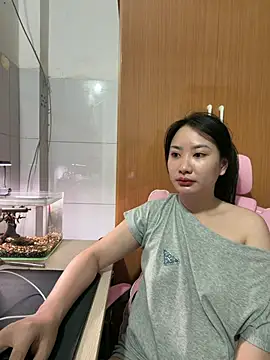 QuynhAnh99 live