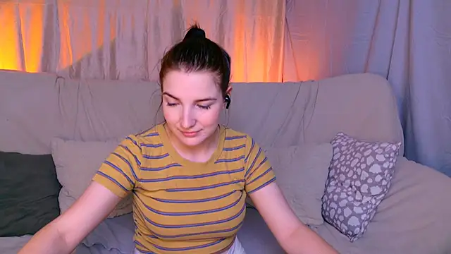 AliceChanel live