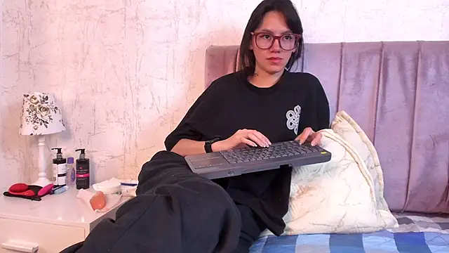 Alis_Roze live