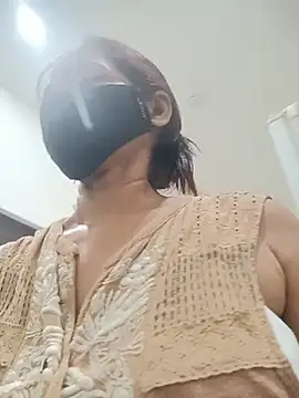 risky_women live