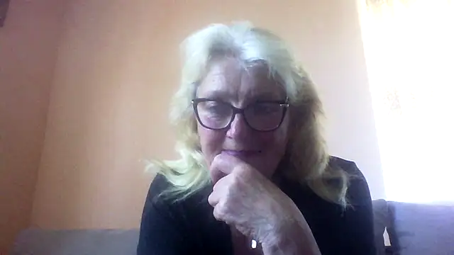 AmyLove353 live