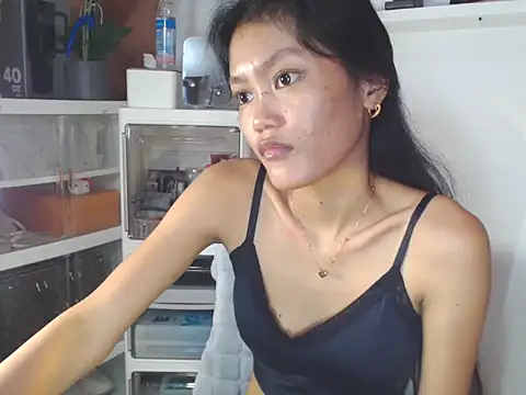 skinny_gracie live