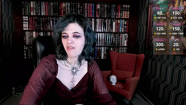 NoelleGothicShadow live