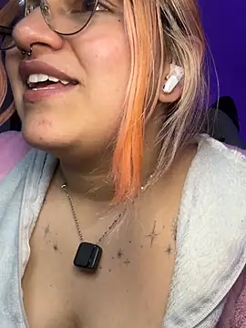 Sophia_Weest99 live