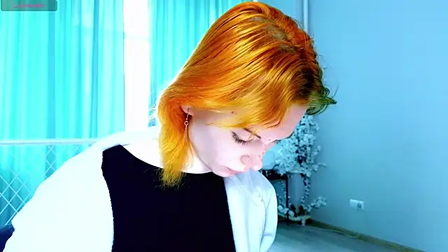 Kiara_Age live