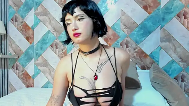 addison_avery live