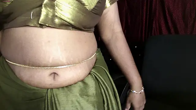 Mallu_Tamilachi live