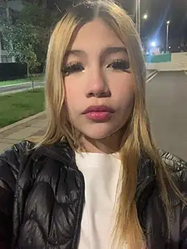 zury_cute1 live