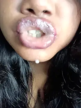 Hotlisa live