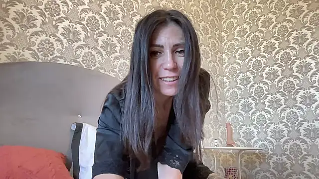 HotyWinter live