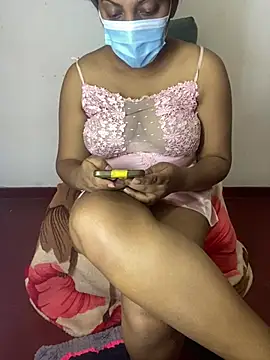 officequeen live