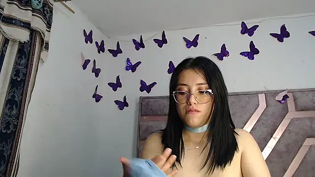 Anny-Fox profile