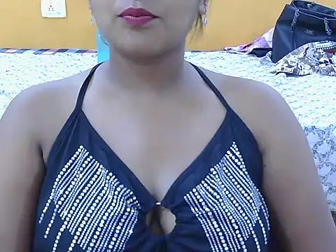 bold-kiyara live