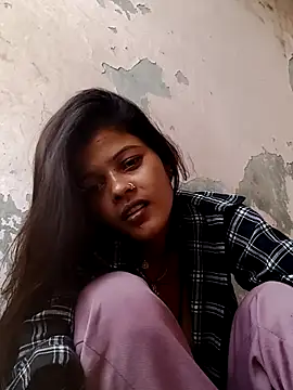 Hot_bhabi0123 live